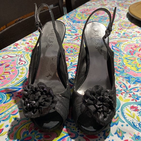 Perfect for NYE Guess heels - Picture 3 of 5